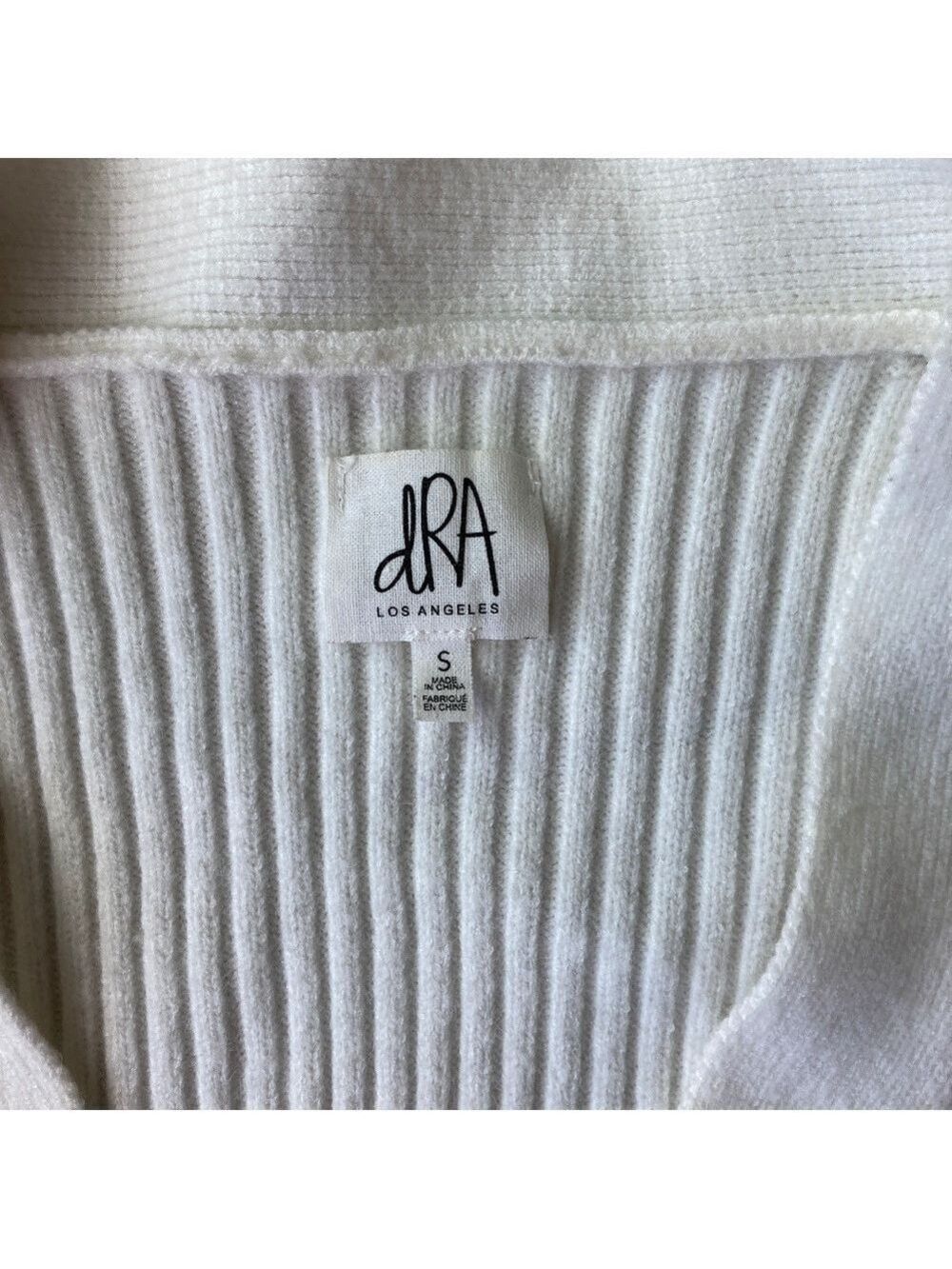 NWOT DRA Keiko Button Down Textured Ribbed Knit Cardigan in White - Picture 3 of 5